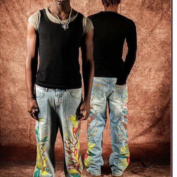 VeryRare Sakura Demi Jeans Size M Blue Pants Denim Embroidered Cherry Blossom - Picture 4 of 16